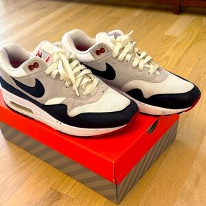 Nike Air Max 1 Anniversary “Obsidian”
Size 9